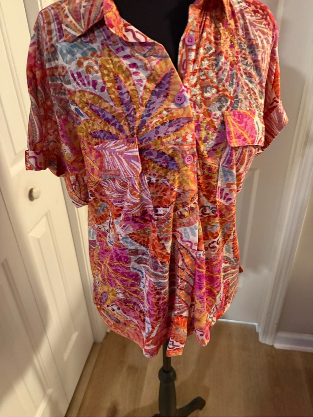 Bright Multicolor Floral Button-Front Women's Shirt - Pink/Orange